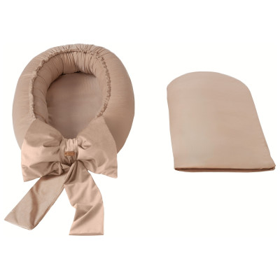 Cocon bébé avec un nœud décoratif Cocon bébé avec un nœud décoratif